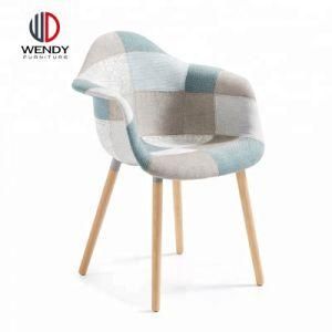 Indoor Coffee Hotel Luxury Upholstered Soft Back Velvet Fabric Dining Chair with Wooden Legs
