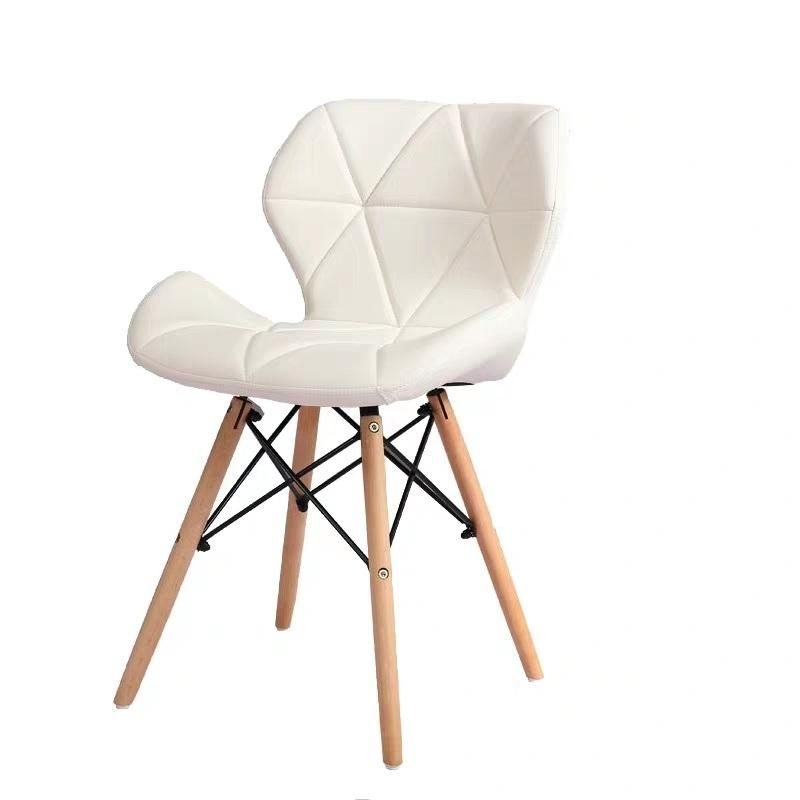 Modern Furniture Dining Chair Modern PP Chair Wooden Legs Wholesale Dining Plastic Chair