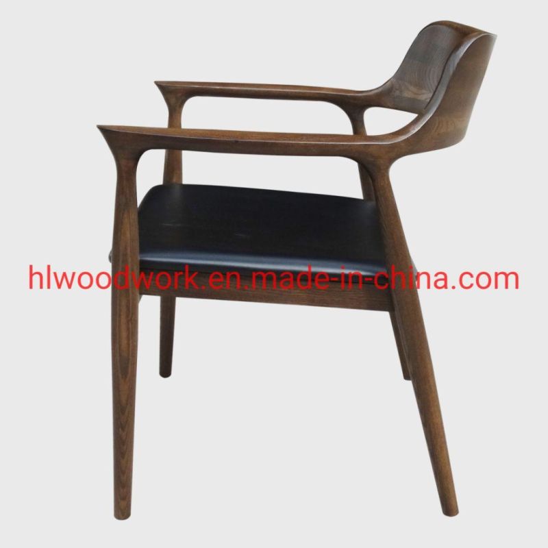 High Quality Hot Selling Modern Design Furniture Dining Chair Oak Wood Walnut Color Black PU Cushion Wooden Chair Furniture Dining Room Arm Chair Dining Chair