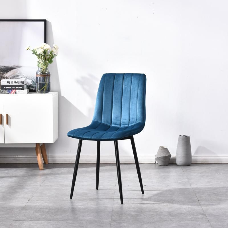 China Luxury Kitchen Chair Table and Chair Nordic Set Furniture Wholesale Custom Colors Velvet Chair with Black Metal Leg