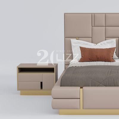 Luxury Italian Geniue Leather Home Bedroom King Queen Size Upholstered Bed with Metal Decor &amp; Side Table