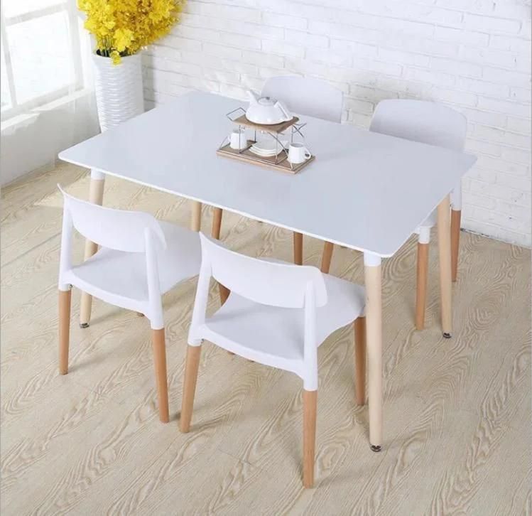 Comedores De 4 Sillas Simple Furniture Diner Room Black Polypropylene Seating Stacking Chair Wooden Kitchen Chairs for Sale
