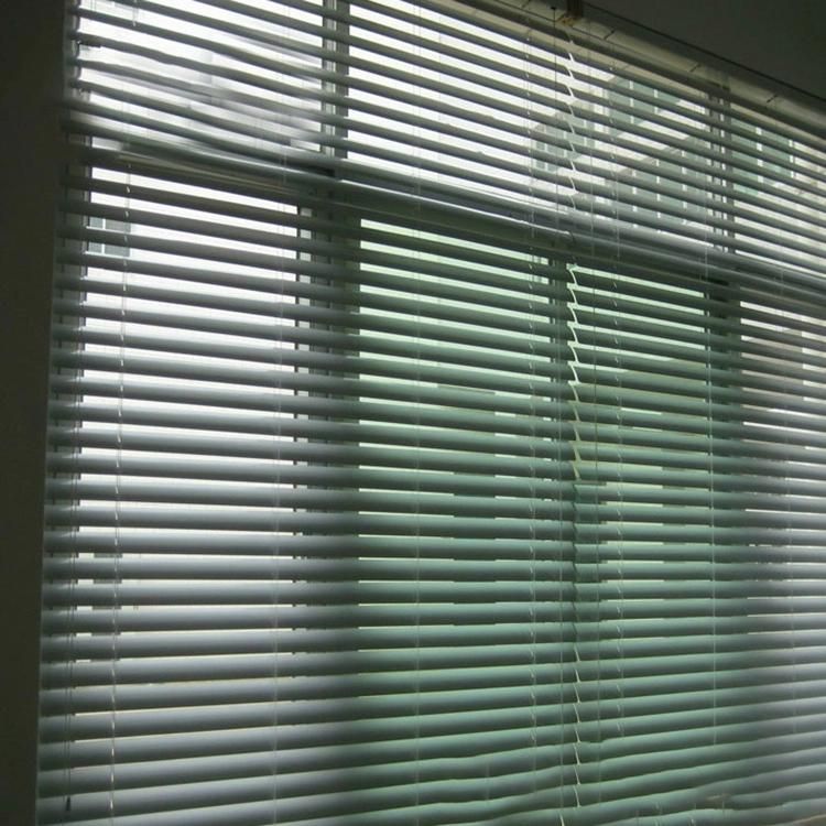 Customized 25mm Slats Aluminum Window Blinds UV Proof Blackout Venetian Blinds for Home Decoration