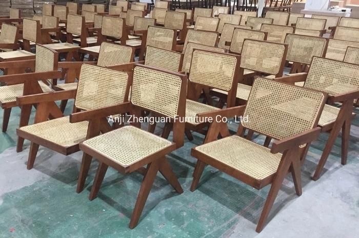 Hot Selling Wood Rattan Home Furniture Dining Chair with Armrest (ZG16-018)