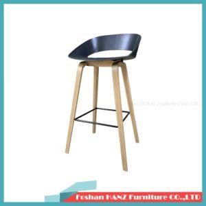 Foshan Supplier Plastic Restaurant Solid Wood Leg Blue Color Bar Stool Chair Furniture