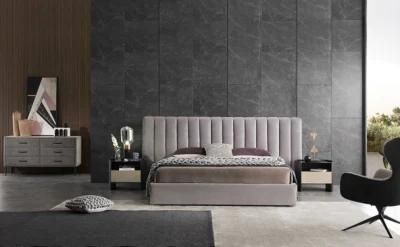 Luxury Modern Bedroom Furniture Bedroom Beds Kind Bed with Comfortable Headboard Gc2009b