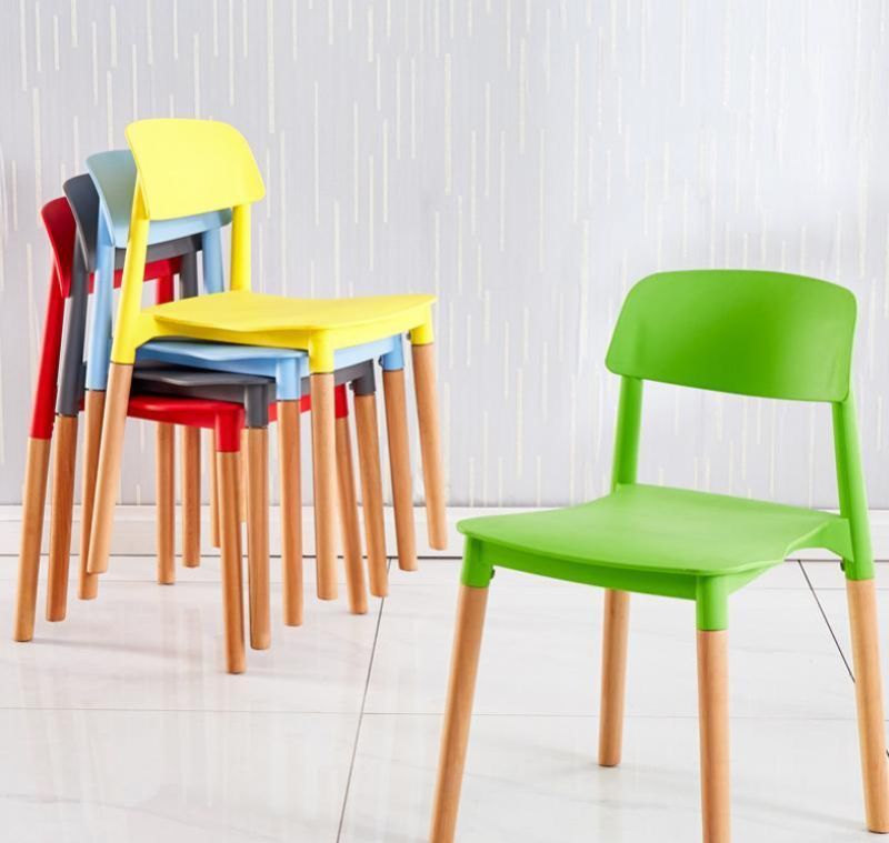 Beech Wood Furniture Manufacturer Leisure Chair PP Top Bright Colors Plastic Seatings Stackable Dining Chair Modern Home