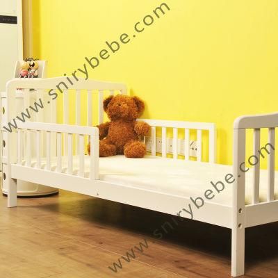 Modern Hot Sale The Multifunctional Pine Wood Baby Bed