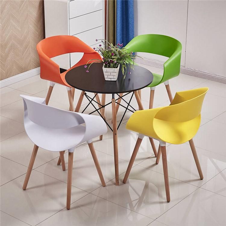 Chaises Cafe Chair Furniture Restaurant Sillas Home Furniture Side Dining Chair with Wooden Leg