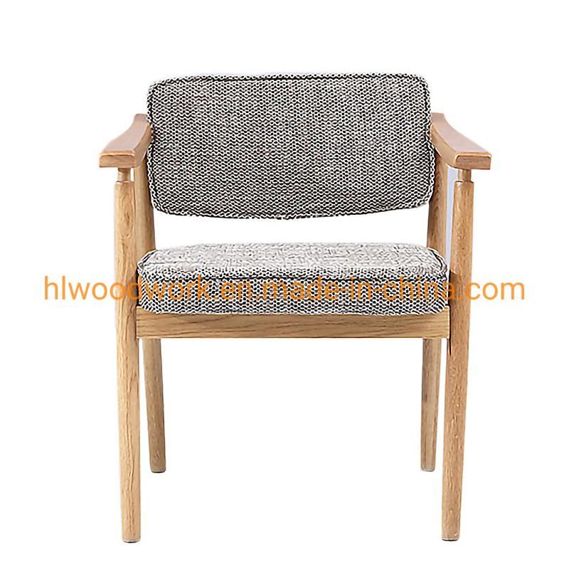 Wholesale Modern Design Hot Selling Dining Chair Rubber Wood Natural Color Fabric Cushion Brown Wooden Chair Furniture Resteraunt Armchair Dining Chair