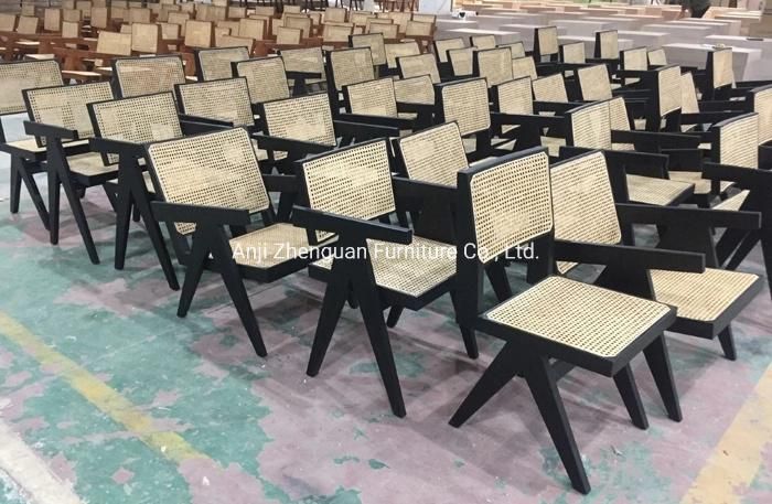 Hot Selling Wood Rattan Home Furniture Dining Chair with Armrest (ZG16-018)