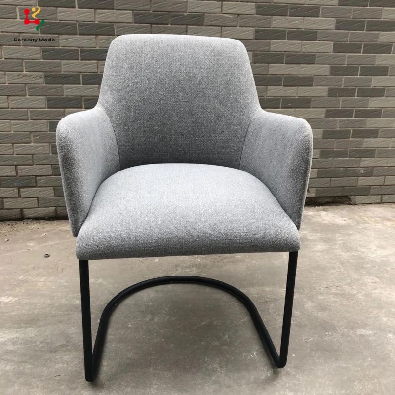 Fashion Design Living Room Apartment Furniture Metal Leg Fabric Upholstery Lounge Modern Dining Chair