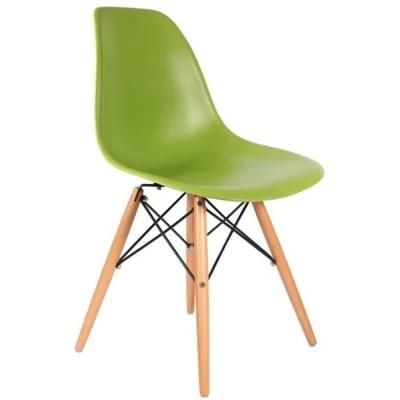 Factory Price Nordic Style Modern Chairs Outdoor White PP Plastic Chair Wood Home Dining Furniture Restaurant Dining Chair for Dining Room