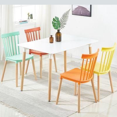 Nordic Rustic Restaurant Coffee Shop Relax Chair Plastic Windsor Dining Chair with Beech Wood Leg