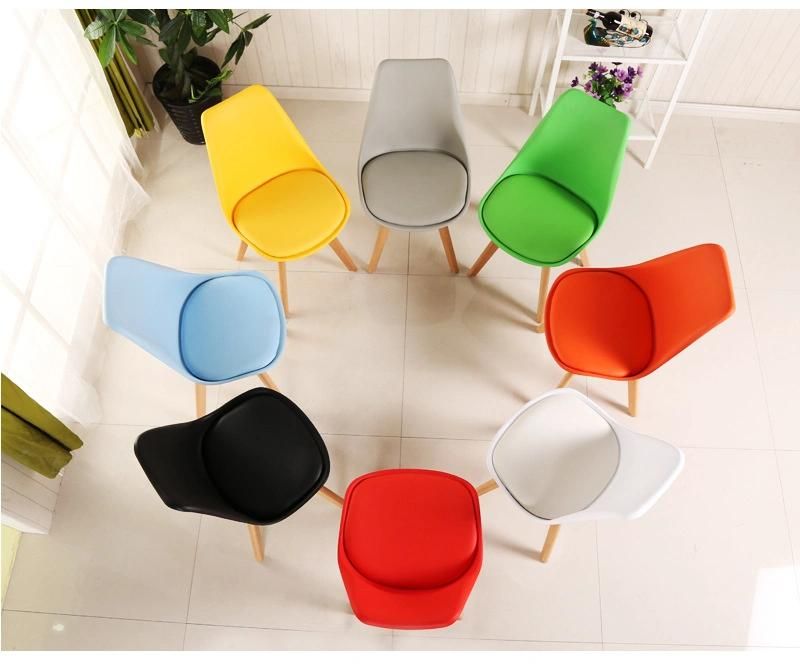 2021 Free Sample Colorful Restaurant Modern Plastic Padded Leisure Chair French Style Restaurant Dining Chair with Solid Wood Leg