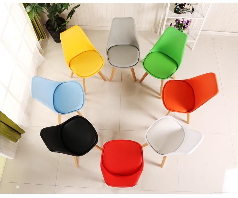 Nordic Colored Plastic Stacking Garden Chair with Wood Leg Europe Restaurant Cafe Chair Plastic Leisure Chair for Dining