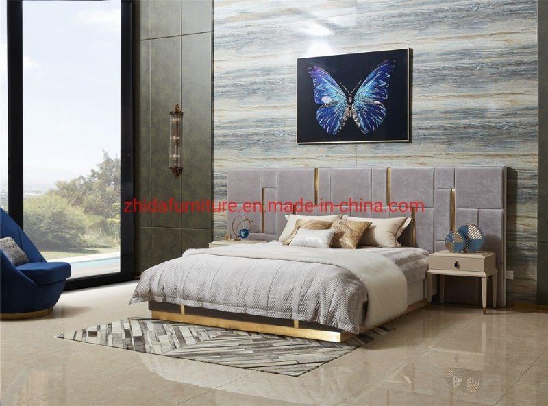 Zhida Foshan Home Furniture Supplier Luxury Italian Design Bedroom King Size Velvet Bed with Gold Metal Decoration Headboard Wall