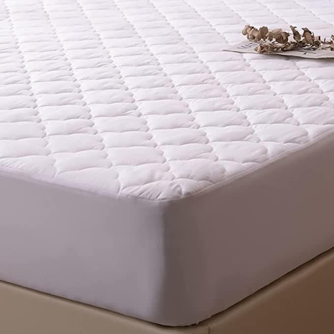 Cotton Quilted Mattress Pad Cooling Soft Fabric Top Breathable Fitted Mattress Topper
