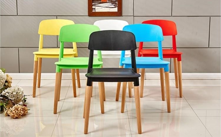 Popular Customized Nordic Rustic Stacking Plastic Seat Solid Beech Wood Dining Chair