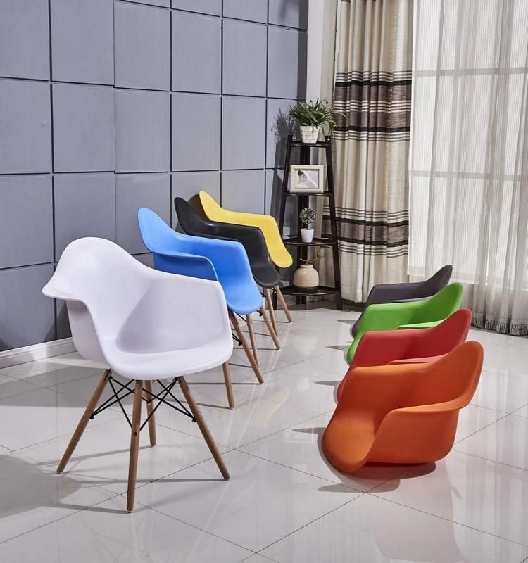 Modern Restaurant Dining Chair Plastic Living Room Side Chairs Luxury Dining Room Chair with Armrest