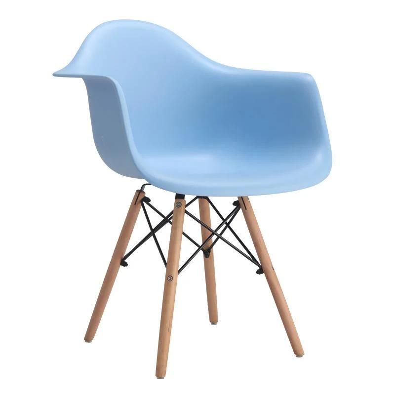 2022 New French Design Hot Sale Cheap White Plastic Chair with Rubber Wood Legs