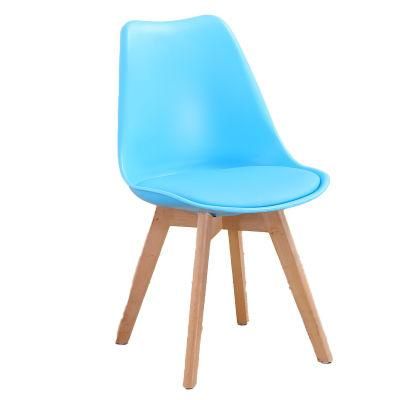 Classic Home Restaurant Bar Furniture Outdoor Garden Chair Banquet Plastic Dining Chair with Wood Legs